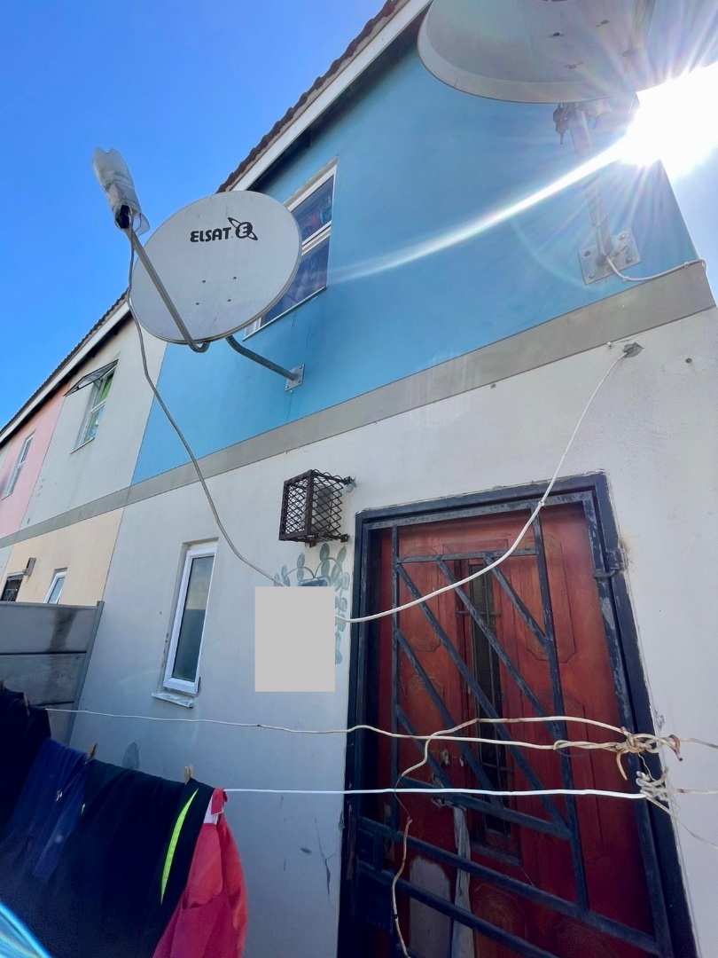 2 Bedroom Property for Sale in Delft Western Cape